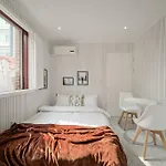 Split Level House In Hongdae
