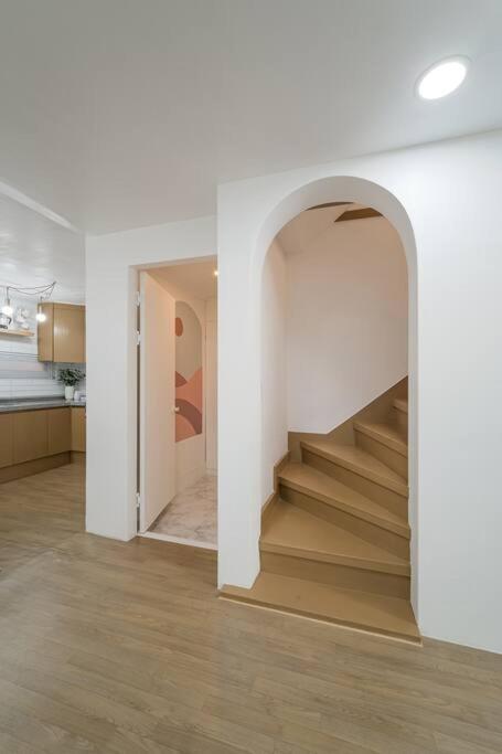 Appartamento Split Level House In Hongdae *