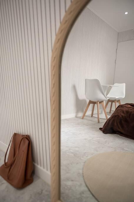 Split Level House In Hongdae *