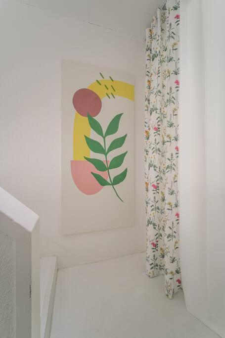 Split Level House In Hongdae Appartamento *